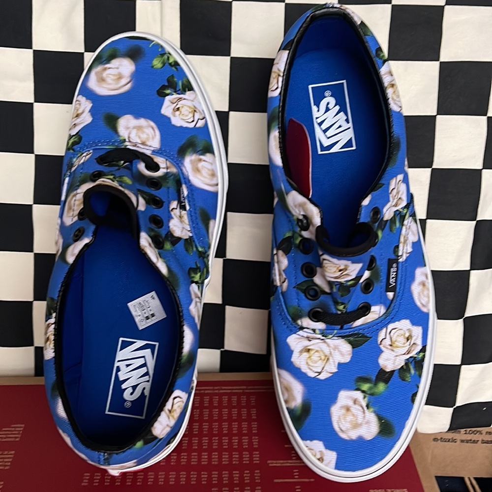 Vans Men’s Era Romantic Floral Lapis Blue sneakers - Picture 12 of 16